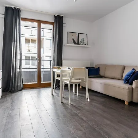 Center - Metro 250m - Old Town - Private Underground Parking