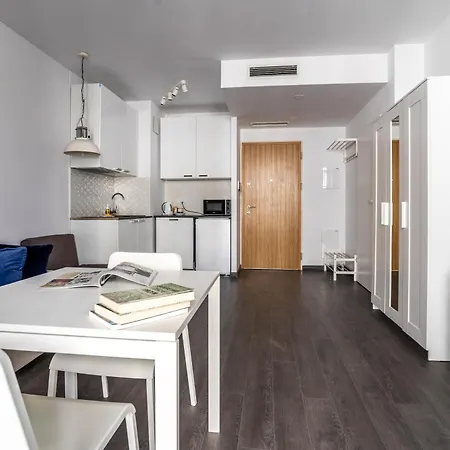 Center - Metro 250m - Old Town - Private Underground Parking